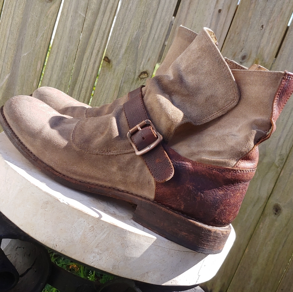 Men's Frye Jayden Moto Suede Moto Boots - Picture 2 of 11